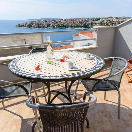 Daire In Okrug Gornji With Sea View, Terrace, Air Conditioning, Wifi 5049-3 Trogir