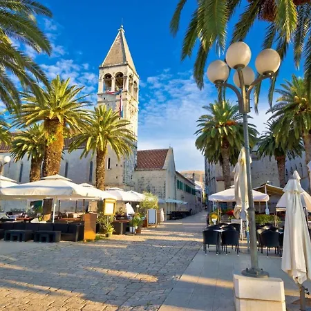 In Okrug Gornji With Sea View, Terrace, Air Conditioning, Wifi 5049-3 Appartement Trogir